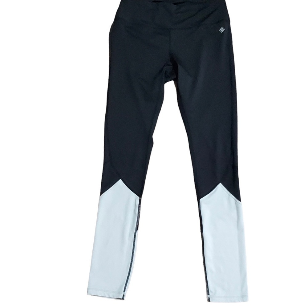 Nicole Miller Active black and white leggings with mesh. Small
C